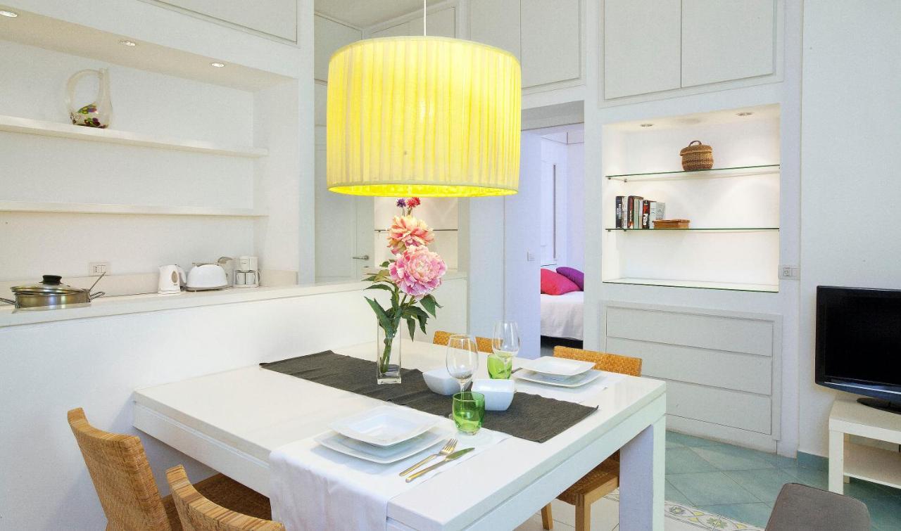 Sorrento Apartments One ภายนอก รูปภาพ