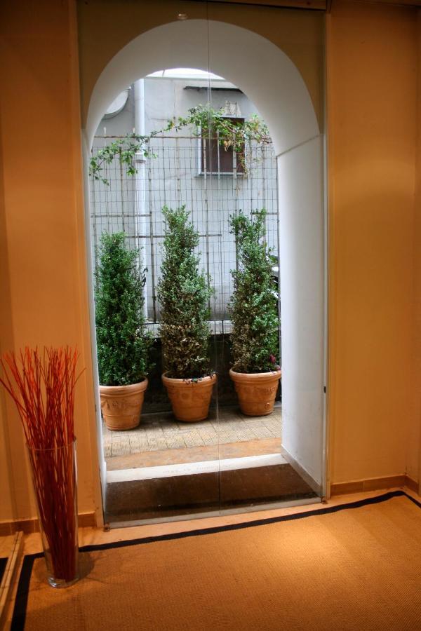 Sorrento Apartments One ภายนอก รูปภาพ