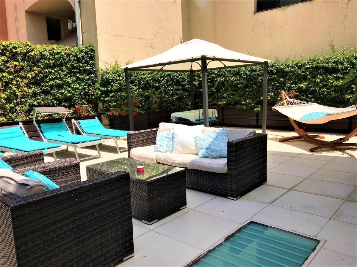 Sorrento Apartments One ภายนอก รูปภาพ